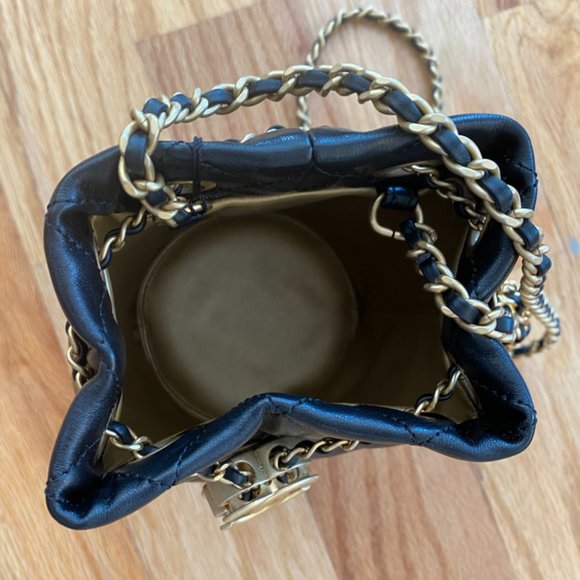 Mini Chanel 22S Bucket Bag Pearl Crush - Picture 8 of 16